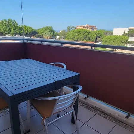 With Balcony Near The Appartement