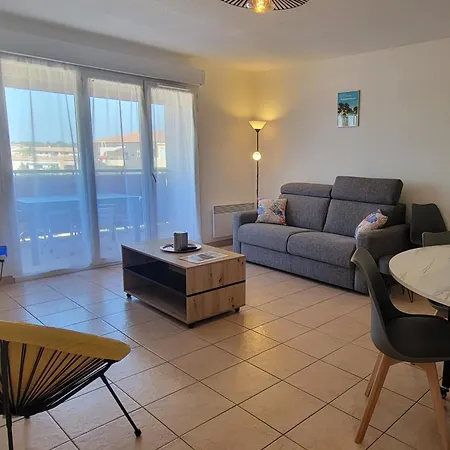 Appartamento With Balcony Near The Fréjus